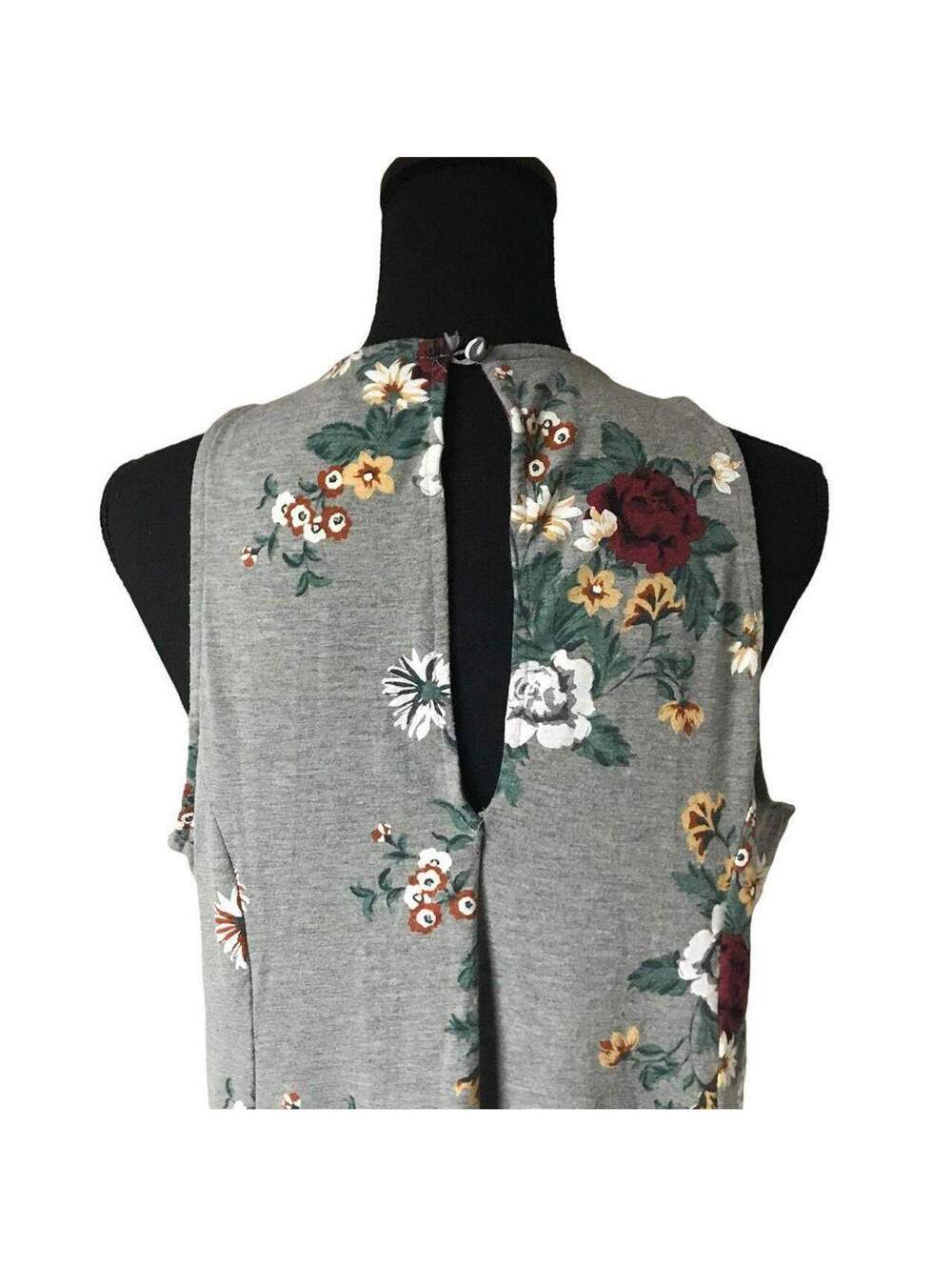 Torrid Gray Floral Hanky Hem Keyhole Dress - Picture 3 of 7